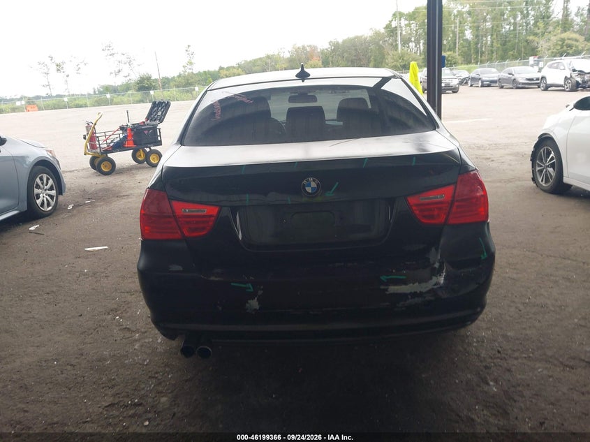 2011 BMW 328I XDRIVE · Фото 16