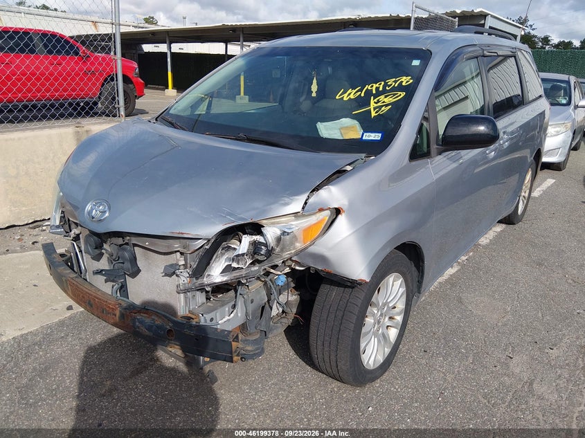 Vin: 5tdyk3dc3es470658, lot: 46699290, toyota sienna xle v6 8 passenger 20142