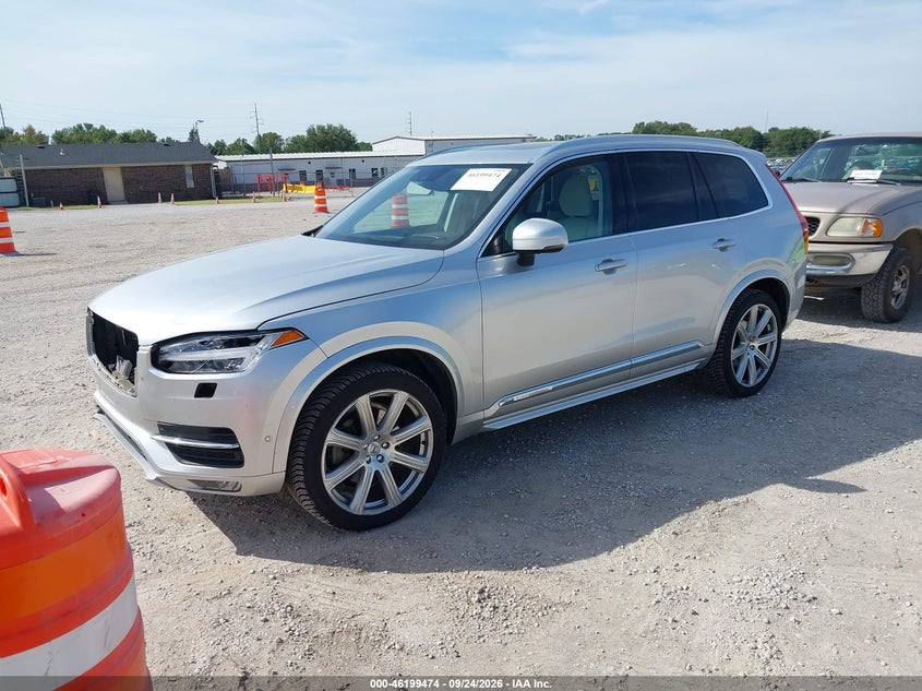 VOLVO XC90 - zdjęcie 2