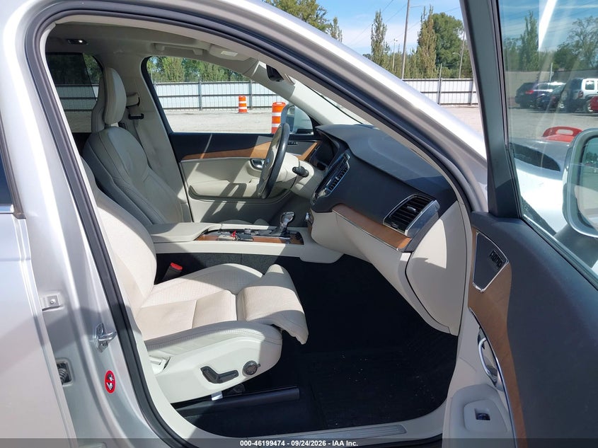 VOLVO XC90 - zdjęcie 5