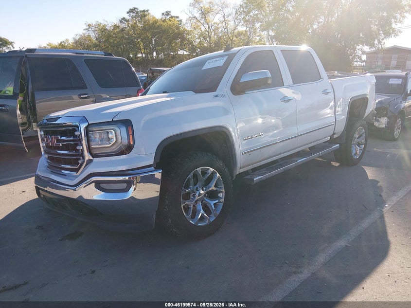 GMC SIERRA 1500 - zdjęcie 2