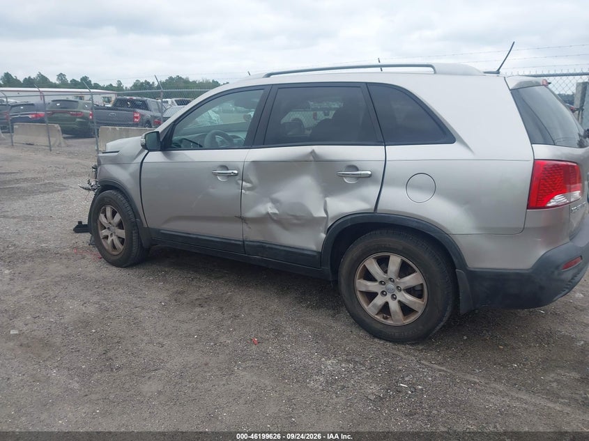 Vin: 5xykt3a67dg382953, lot: 46699538, kia sorento lx 20133
