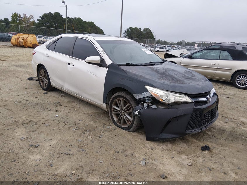 2015 Toyota Camry SE