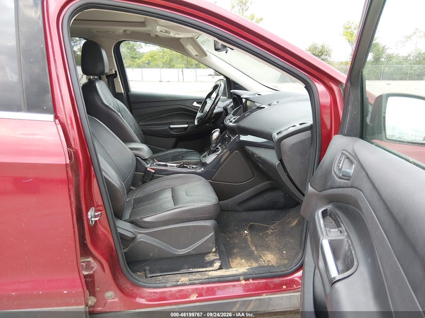 Vin: 1fmcu9j92dub77890, lot: 46699679, ford escape titanium 20134