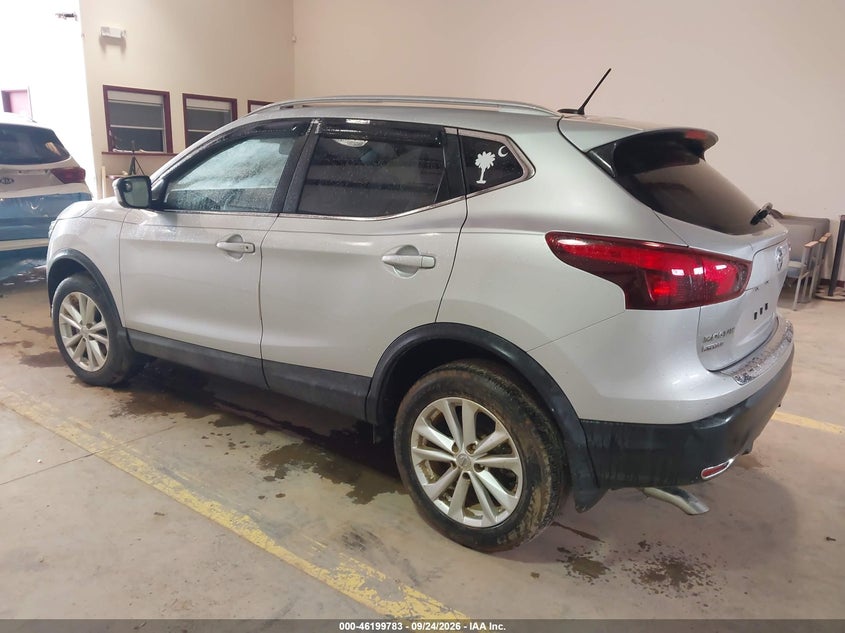 Vin: jn1bj1cp6jw102604, lot: 46699695, nissan rogue sport sv 20183