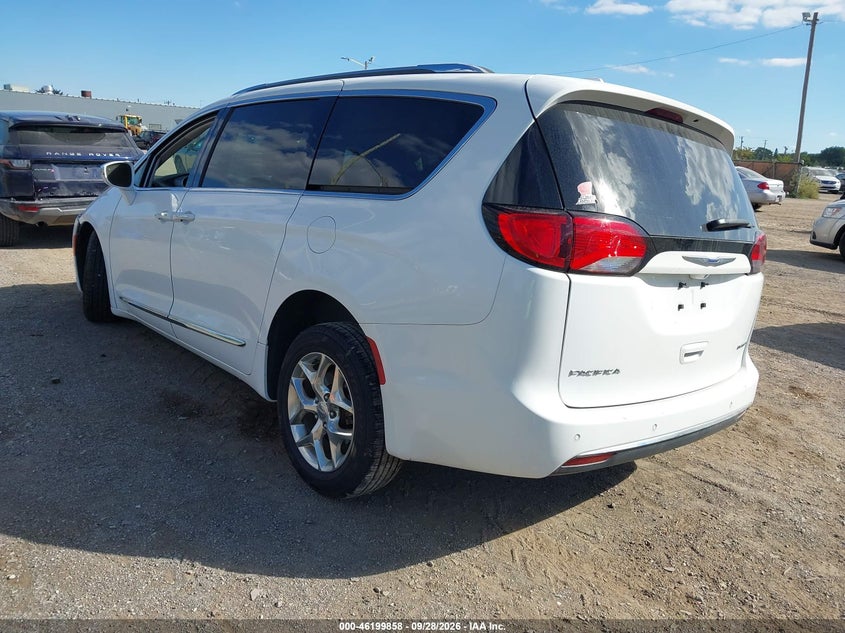 2019 CHRYSLER PACIFICA LIMITED · Photo 3