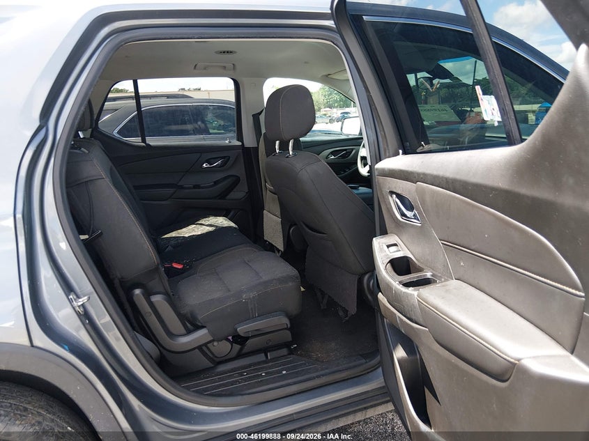 2019 CHEVROLET TRAVERSE LS · Фото 8