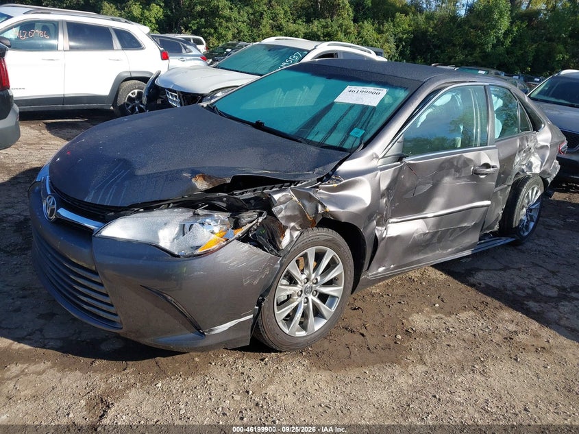TOYOTA CAMRY - zdjęcie 2