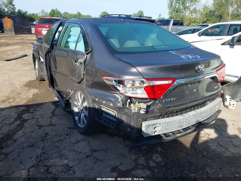 TOYOTA CAMRY - zdjęcie 3