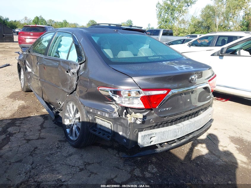 TOYOTA CAMRY - zdjęcie 6