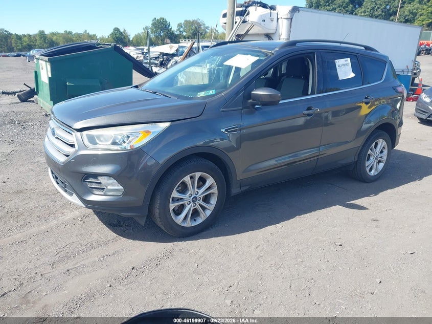 Vin: 1fmcu9gd4hud72049, lot: 46699819, ford escape se 20172