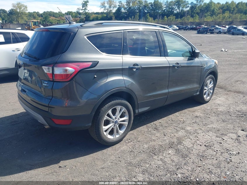 Vin: 1fmcu9gd4hud72049, lot: 46699819, ford escape se 20174