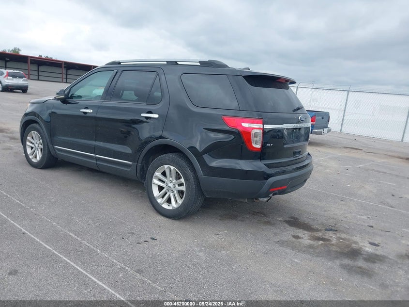 2012 FORD EXPLORER XLT · Фото 3