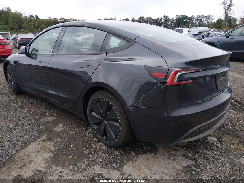 2026 TESLA MODELO 3 PREMIUM ALL-WHEEL DRIVE · Фото 3