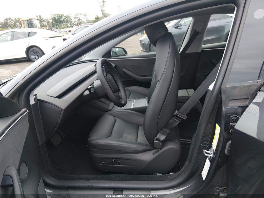 2026 TESLA MODELO 3 PREMIUM ALL-WHEEL DRIVE · Фото 5