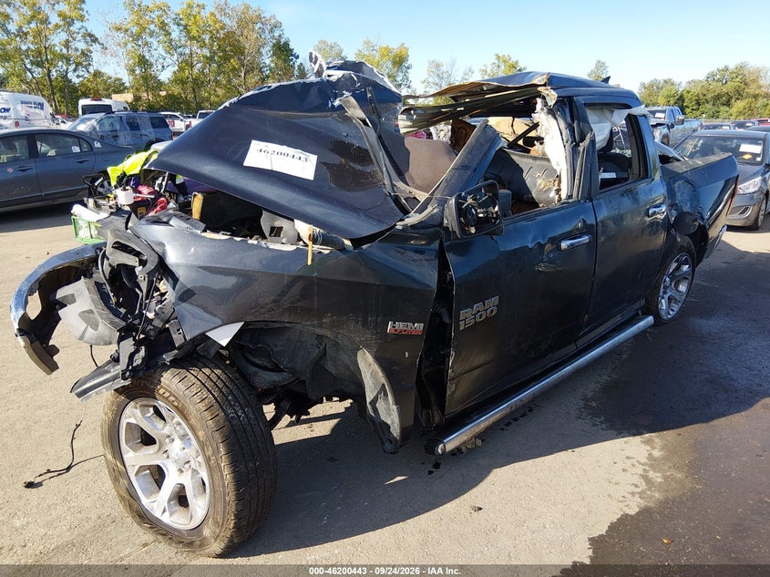 Vin: 1c6rr7lt7js306492, lot: 46700355, ram 1500 slt 20182