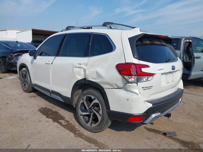 Vin: jf2skarc5ph550071, lot: 46700382, subaru forester touring 20233