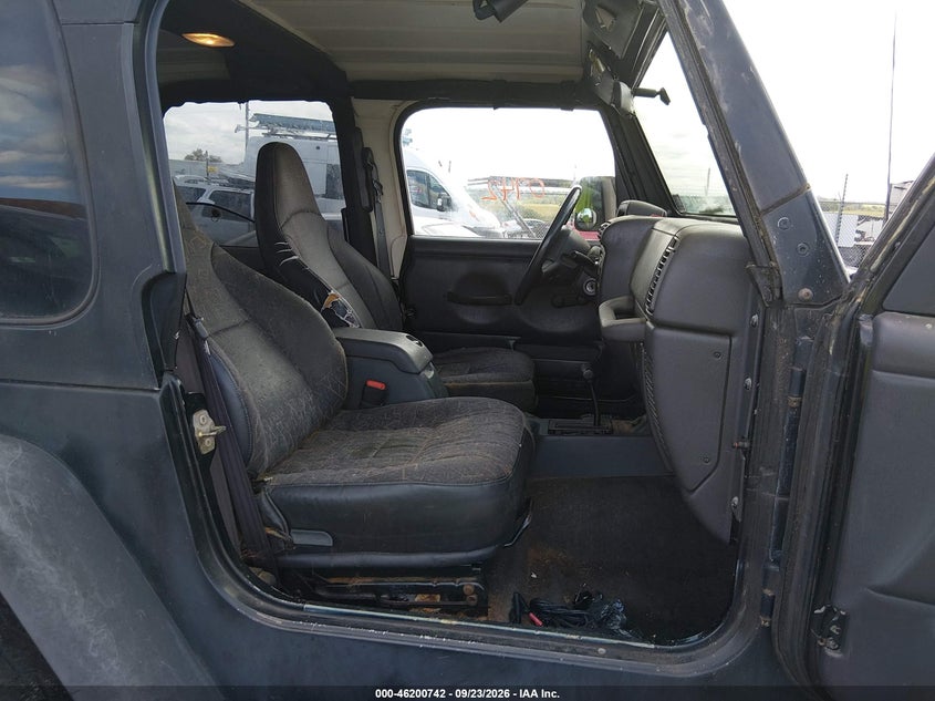 Фото 5 - JEEP WRANGLER