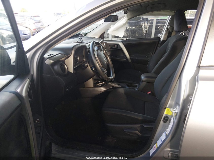 TOYOTA RAV4 - zdjęcie 5