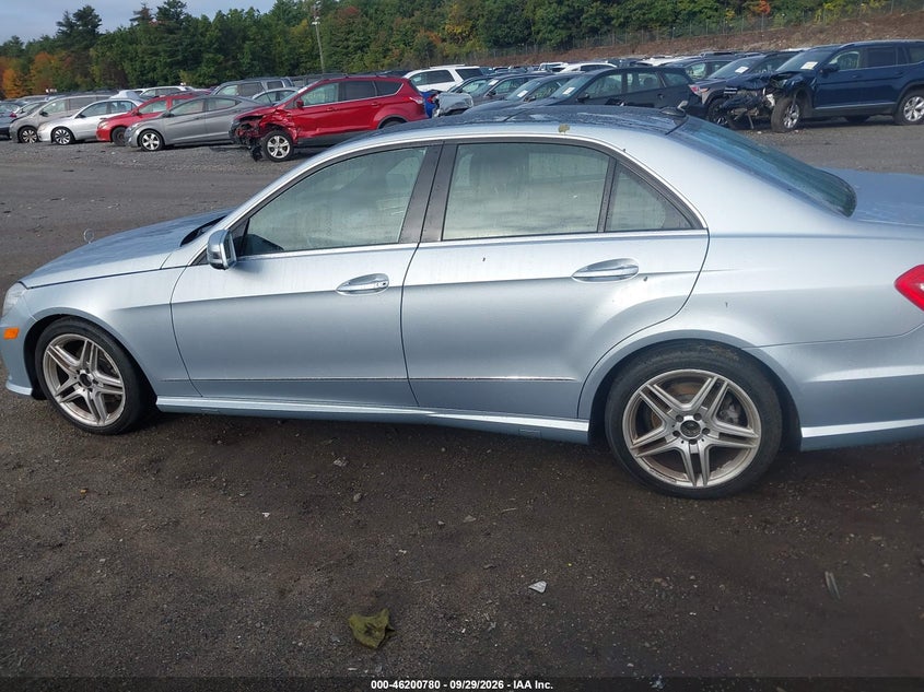 2013 MERCEDES-BENZ E-CLASS E 350 SPORT · Фото 14