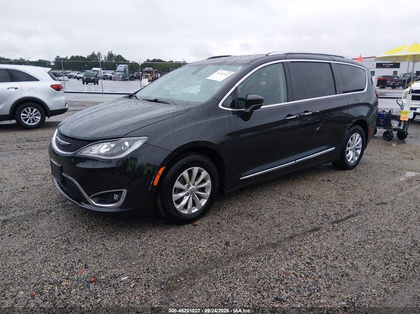 Vin: 2c4rc1bg8jr233811, lot: 46700934, chrysler pacifica touring l 20182