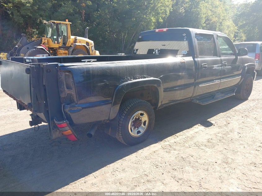 2005 GMC SIERRA 2500HD SLE · Фото 4
