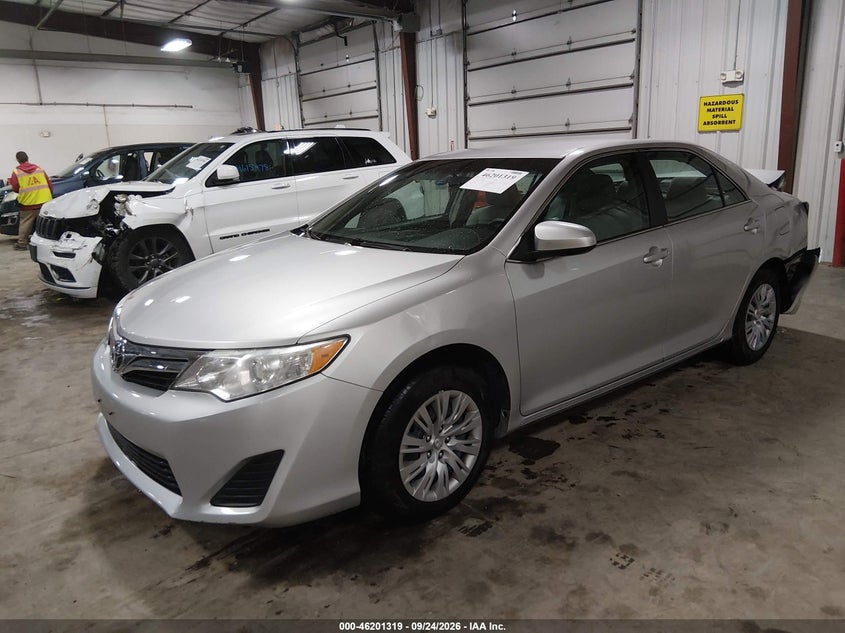 Vin: 4t1bf1fk4cu045408, lot: 46701231, toyota camry le 20122