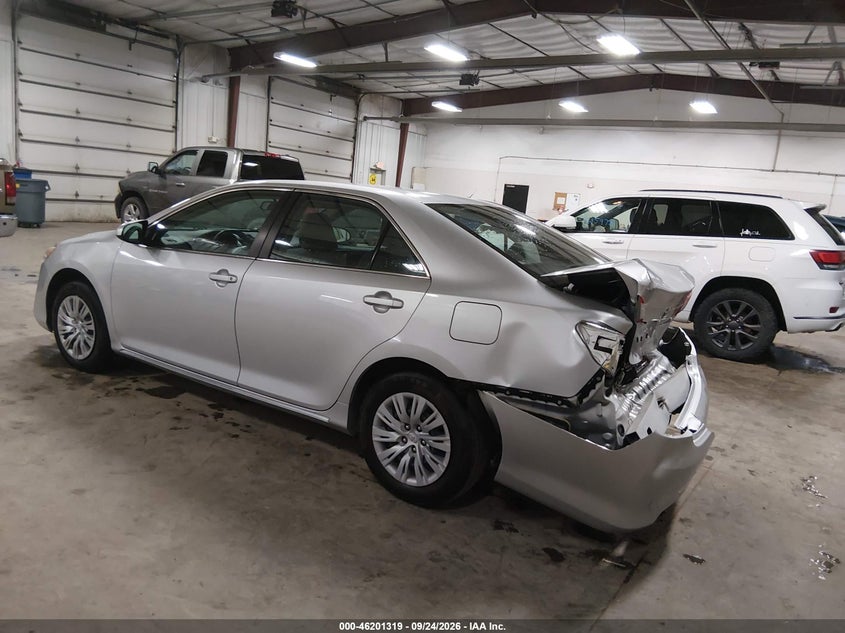Vin: 4t1bf1fk4cu045408, lot: 46701231, toyota camry le 20123