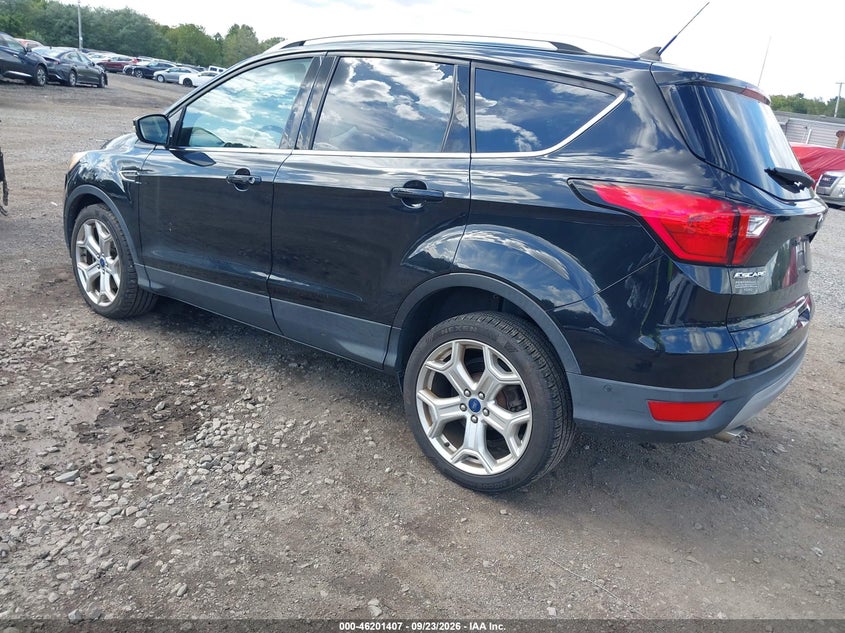 Vin: 1fmcu9j96kub42007, lot: 46701319, ford escape titanium 20193