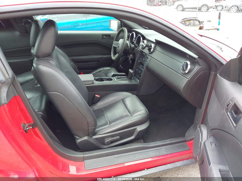 2007 FORD MUSTANG DELUXE/PREMIUM · Фото 5