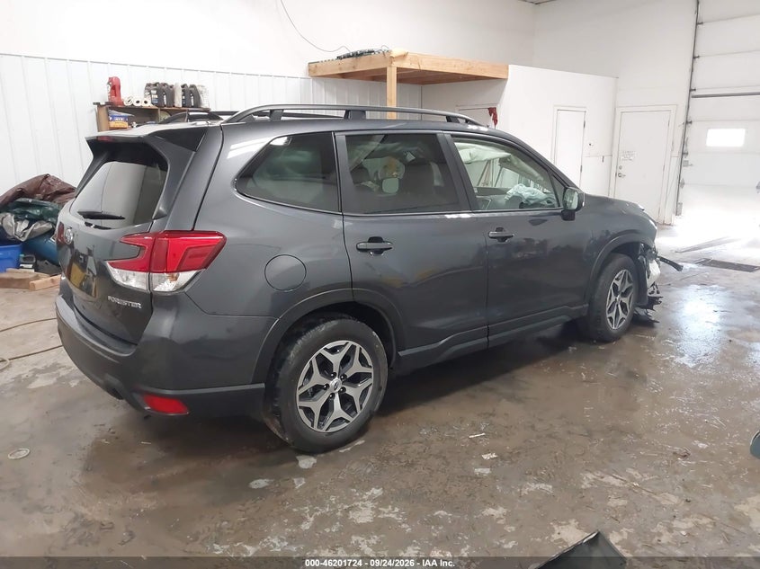 Vin: jf2skadc3rh449301, lot: 46701635, subaru forester premium 20244