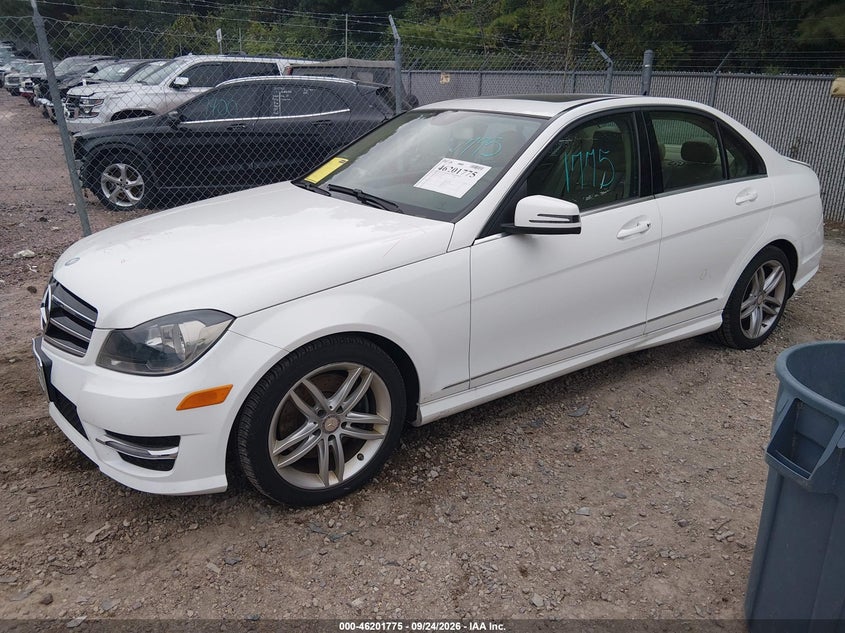 Vin: wddgf8ab2eg237301, lot: 46701687, mercedes-benz c 300 sport 4matic 2014 img_1