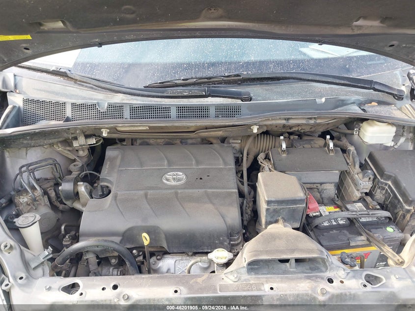 TOYOTA SIENNA - zdjęcie 10