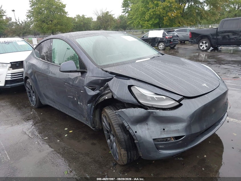 Vin: 7saygdef6nf489244, lot: 46701909, tesla model y performance dual motor all-wheel drive 2022 img_1