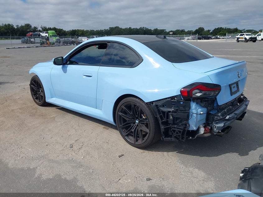 2025 BMW M2 · Photo 3