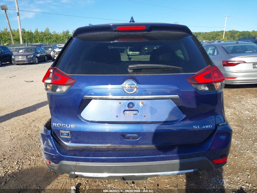 2018 NISSAN ROGUE SL · Фото 16
