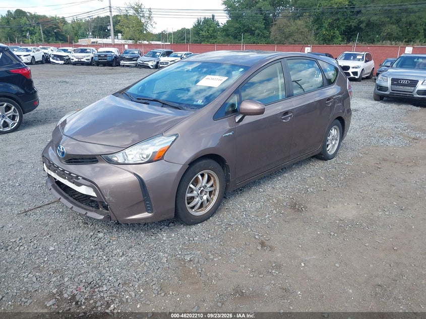 Vin: jtdzn3eu3fj039660, lot: 46702122, toyota prius v three 20152