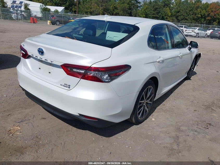 TOYOTA CAMRY - zdjęcie 4