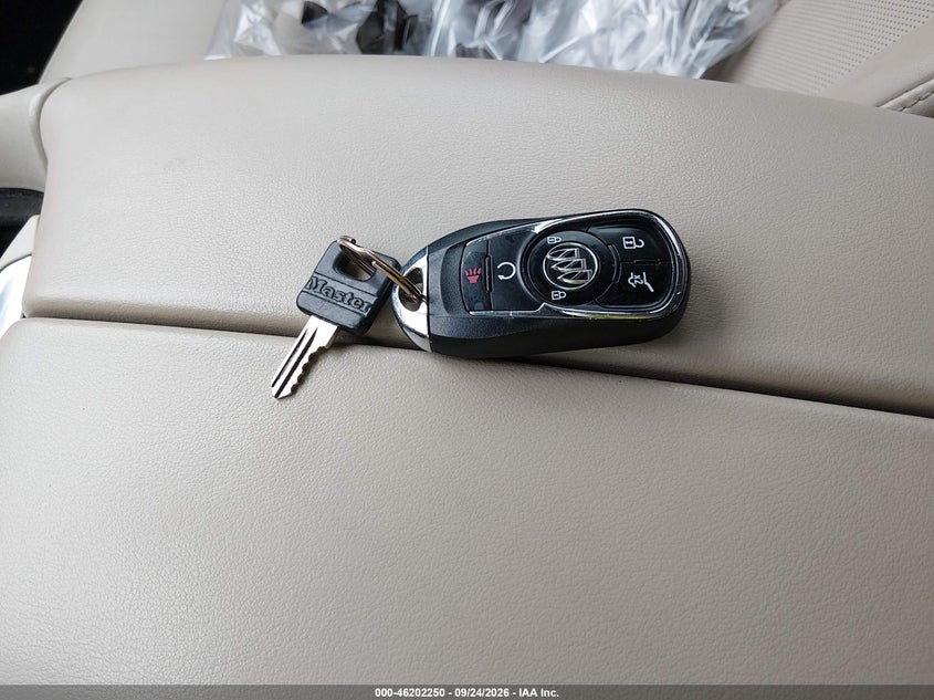 2019 BUICK ENVISION AWD ESSENCE · Фото 11