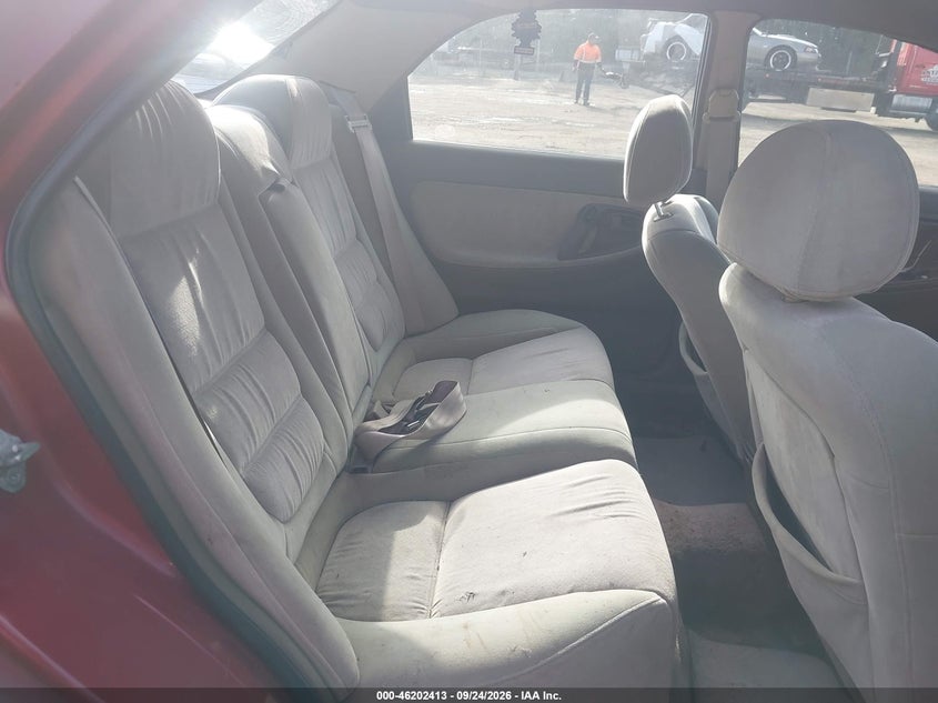 MAZDA 626 1994 VIN 1YVGE22CXR5120840