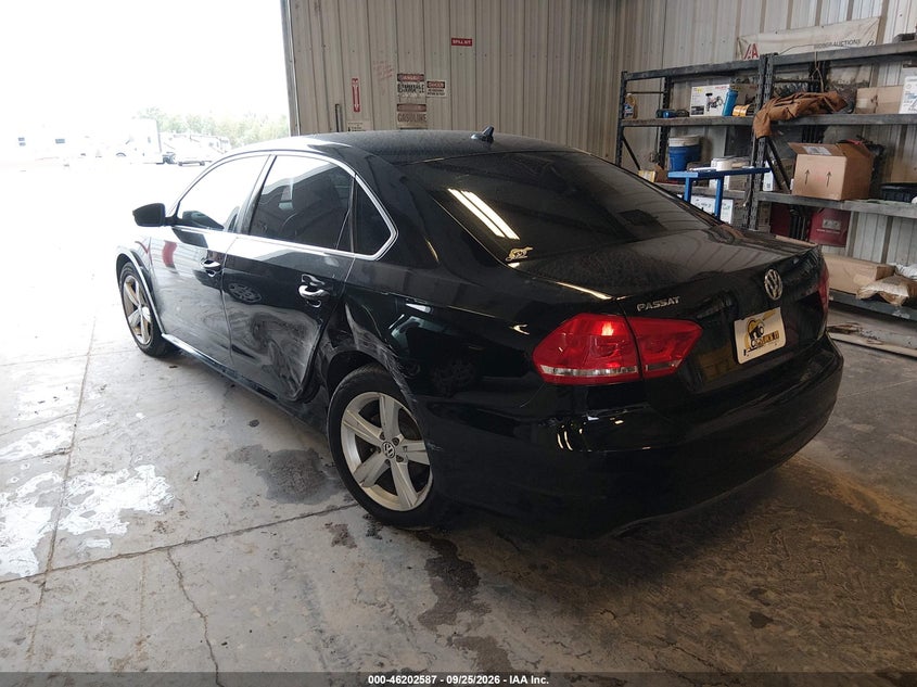 Vin: 1vwbp7a32dc115349, lot: 46702500, volkswagen passat se w/sunroof   nav 20133
