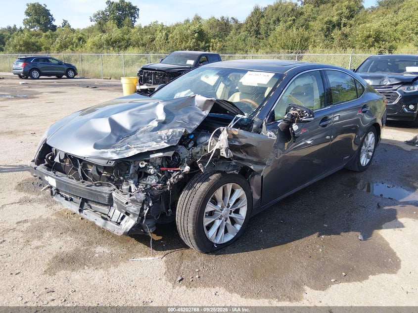 Vin: jthbw1ggxd2009331, lot: 46702680, lexus es 300h hybrid 20132