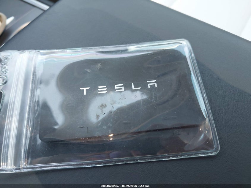 TESLA MODEL Y - zdjęcie 11