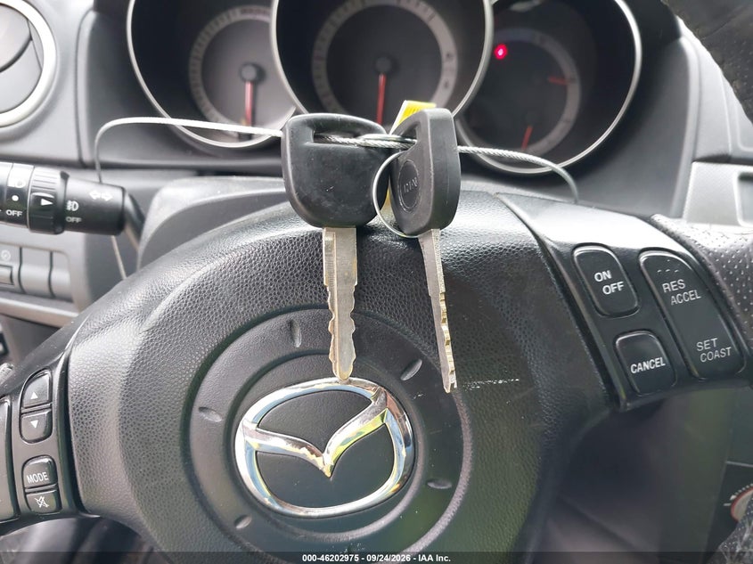 MAZDA MAZDA3 2006 VIN JM1BK343461427564