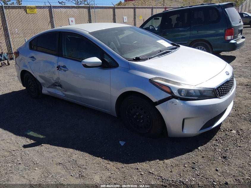 Vin: 3kpfk4a74je225277, lot: 46703112, kia forte lx 2018 img_1