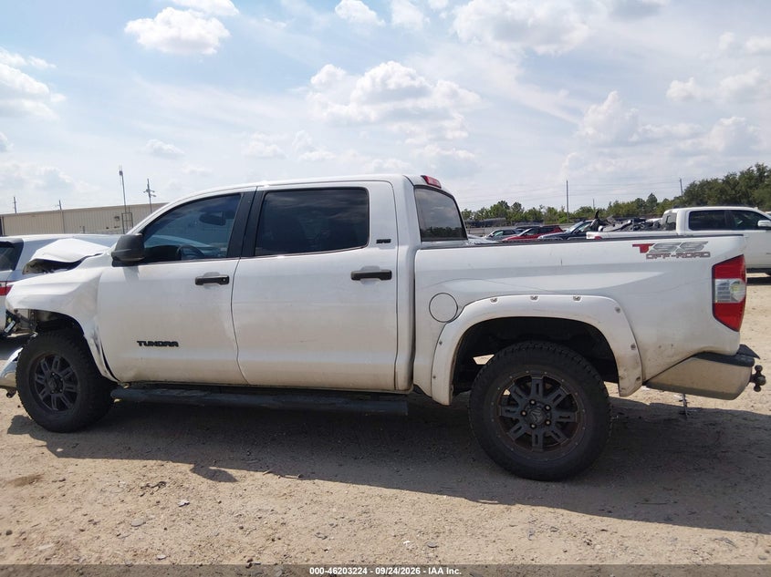 TOYOTA TUNDRA - zdjęcie 15