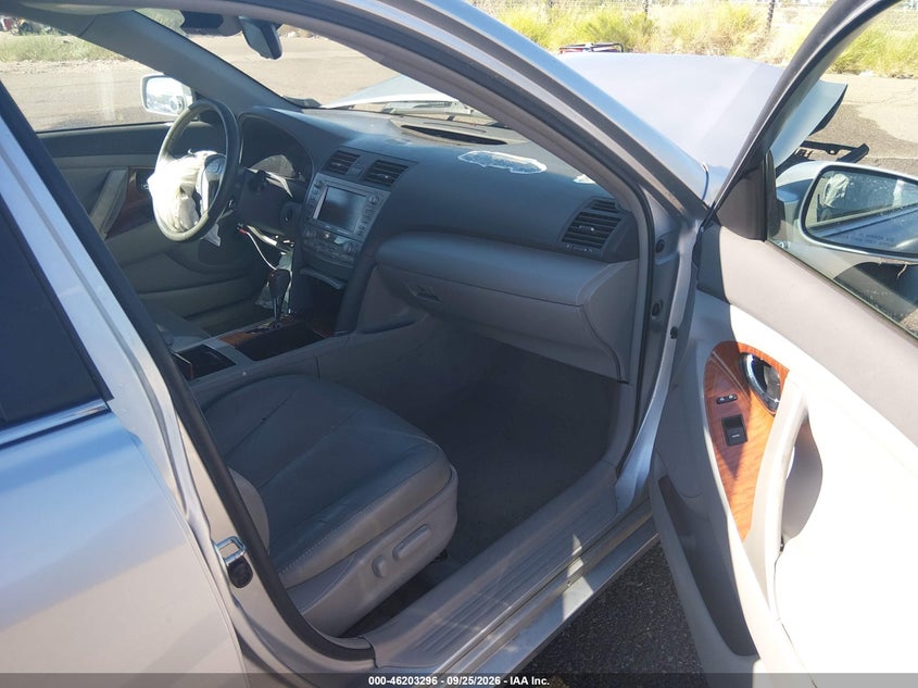 TOYOTA CAMRY HYBRID 2011 VIN 4T1BB3EK9BU127089