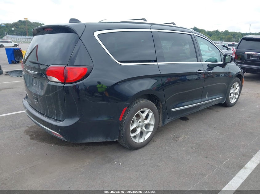 Vin: 2c4rc1eg2hr542843, lot: 46703288, chrysler pacifica touring-l plus 20174