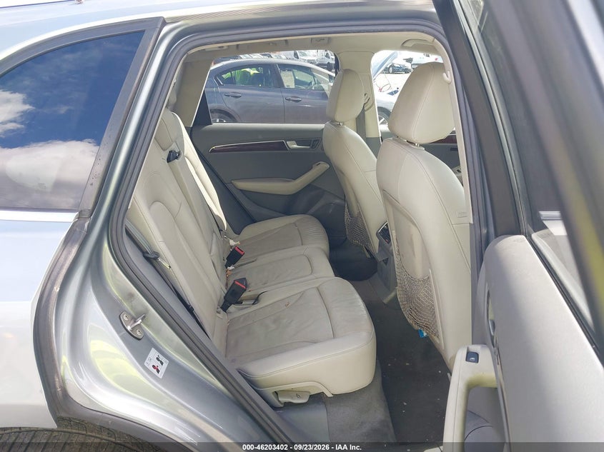 AUDI Q5 2011 VIN WA1LFAFP5BA069425