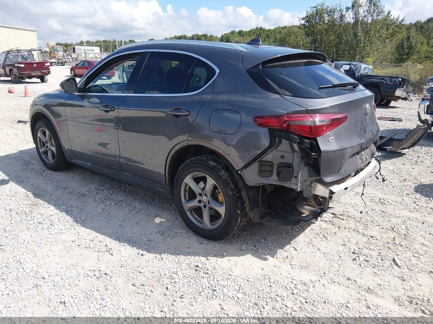 Vin: zasfakanxj7b84750, lot: 46703340, alfa romeo stelvio awd 20183